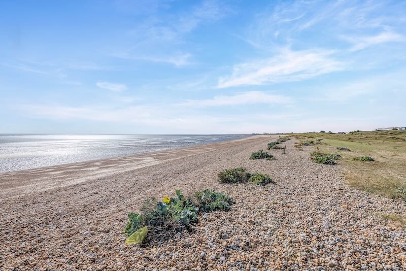 Beach House holiday let in Greatstone, Kent. Beach.