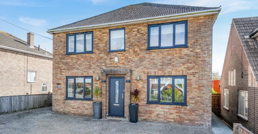 Beach House holiday let in Greatstone, Kent. Front view